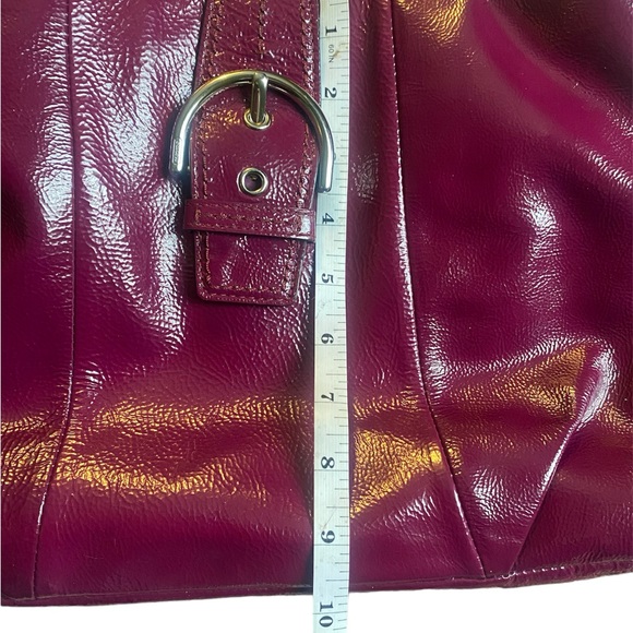 Coach Soho Shiny Patent Leather Buckle Bag Plum Purple - Picture 6 of 11